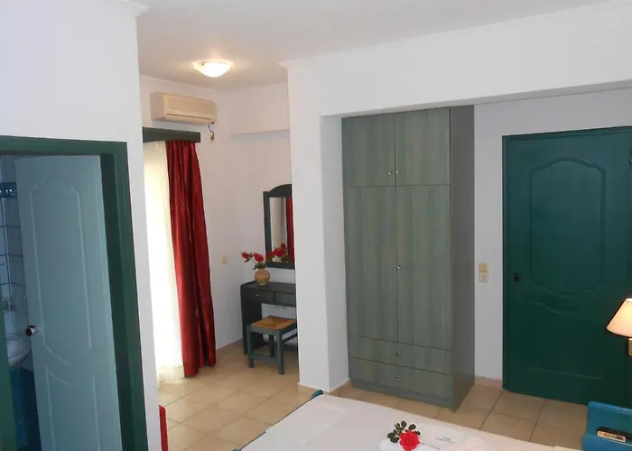 Golden Star 4* Nidhrion