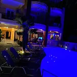 Aparthotel Golden Star
