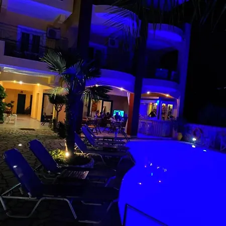 Aparthotel Golden Star