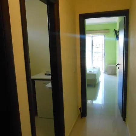 Aparthotel Golden Star 4*