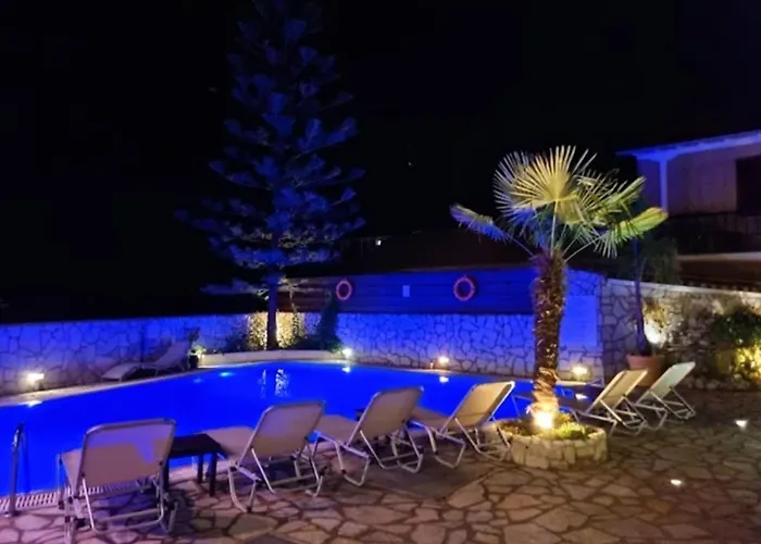 Golden Star 4* Νυδρί