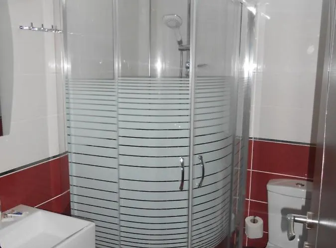 Ξενοδοχείο με διαμερίσματα Golden Star Νυδρί